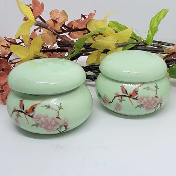 Two Tiny Asian Floral Candle Jars in Light Green and Floral Scented - NEW - Picture 2 of 4